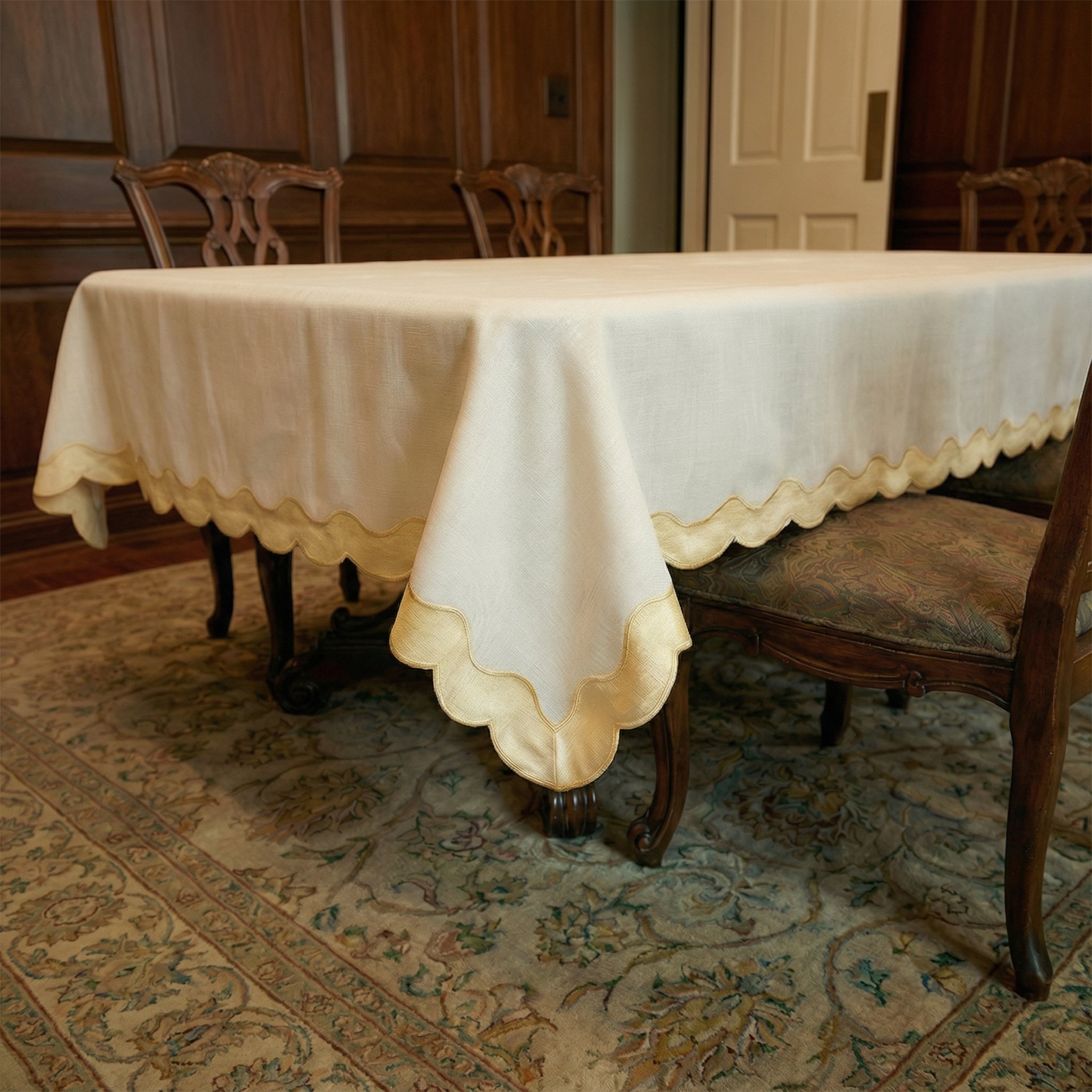 Scalloped Tablecloth